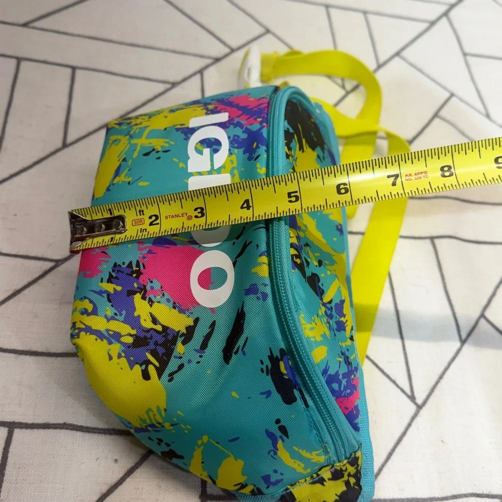 Igloo Insulated Fanny Pack OS Teal Retro Splash 90s Style Cooler Bag 00162514
